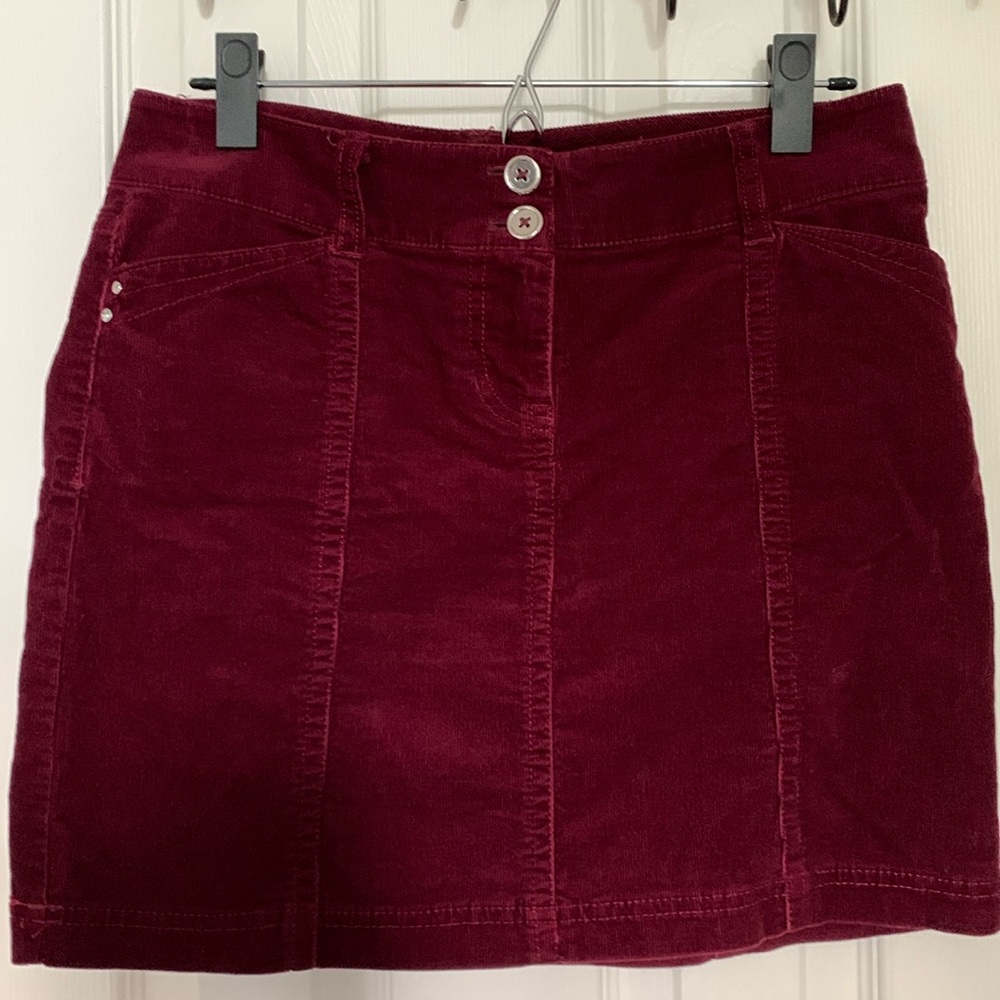 WHBM women’s corduroy  skirt. Size 0.